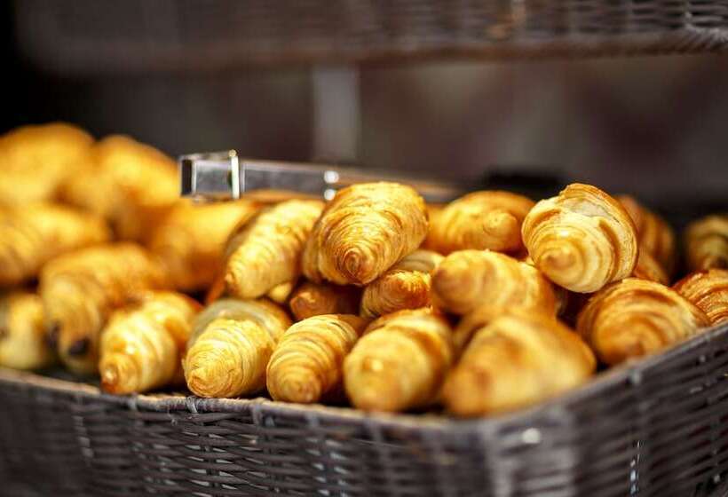 ホテル Akena City Reims Bezannes