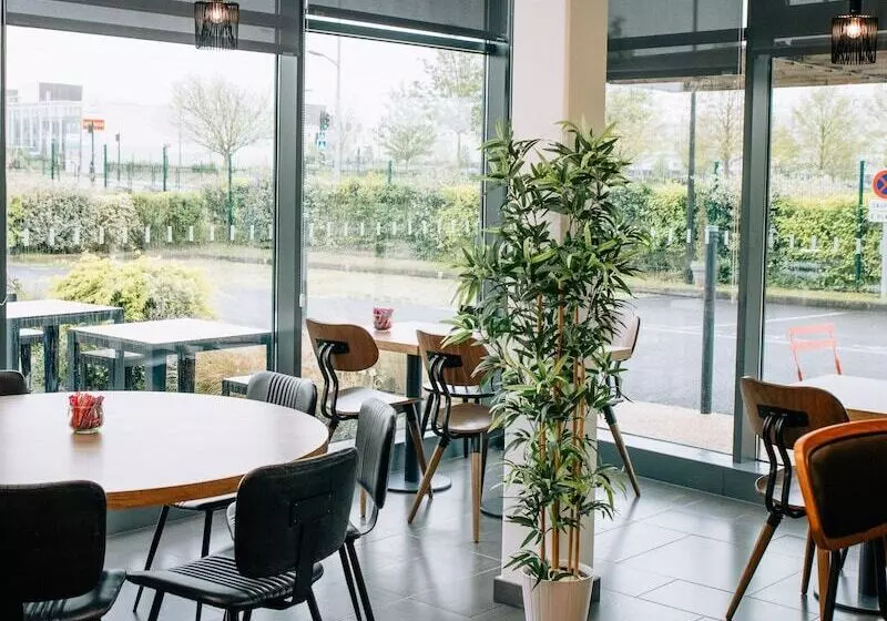 هتل Akena City Reims Bezannes