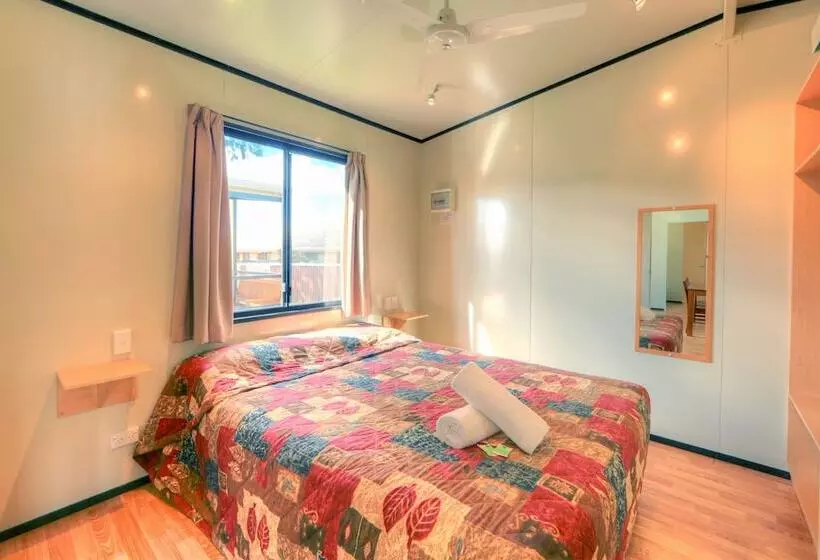 هتل Big4 Toowoomba Garden City Holiday Park