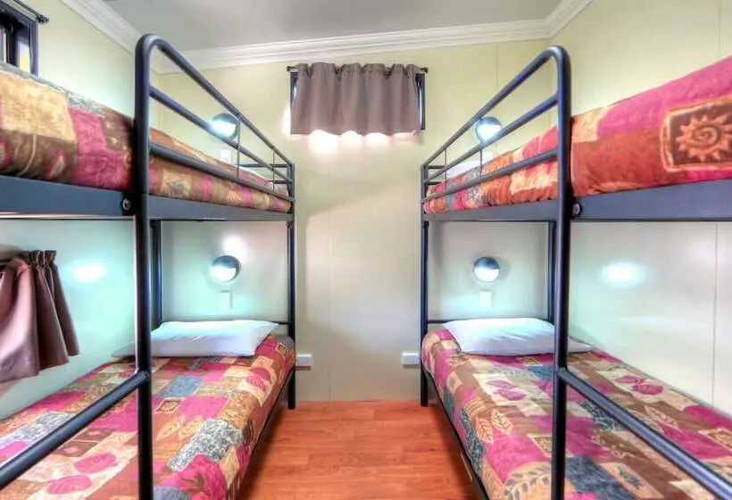 هتل Big4 Toowoomba Garden City Holiday Park