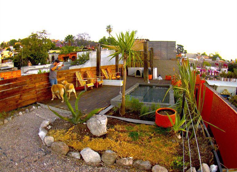 هتل Casa Chiquita Correo