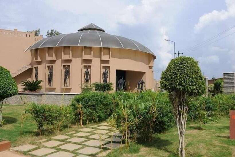 酒店 Confident Amoon   The Glamour Spa And Resort