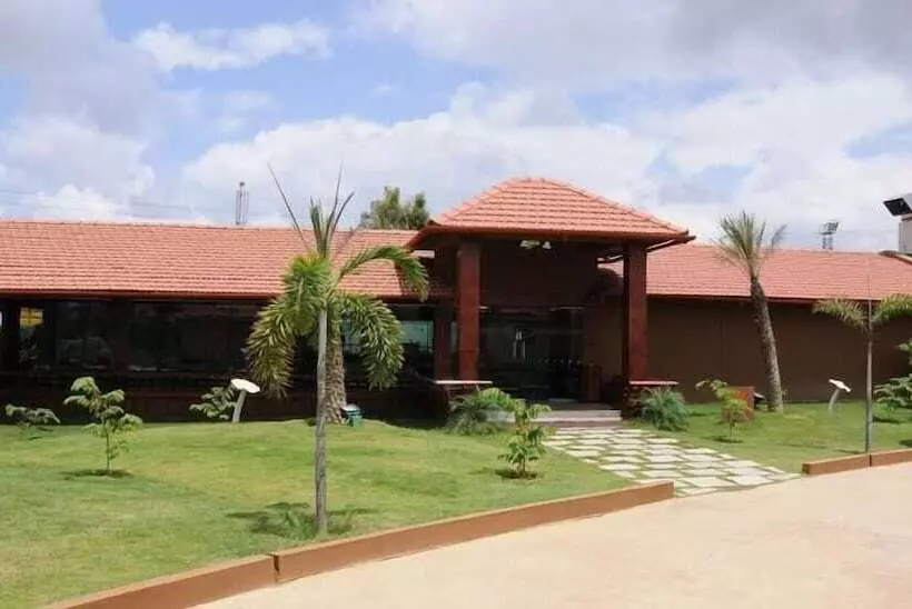 Отель Confident Amoon The Glamour Spa And Resort