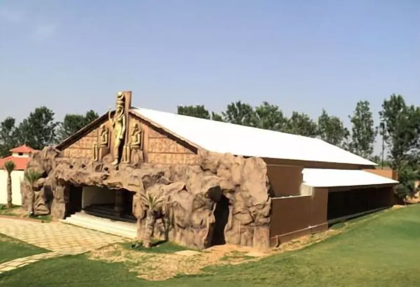 Отель Confident Amoon The Glamour Spa And Resort