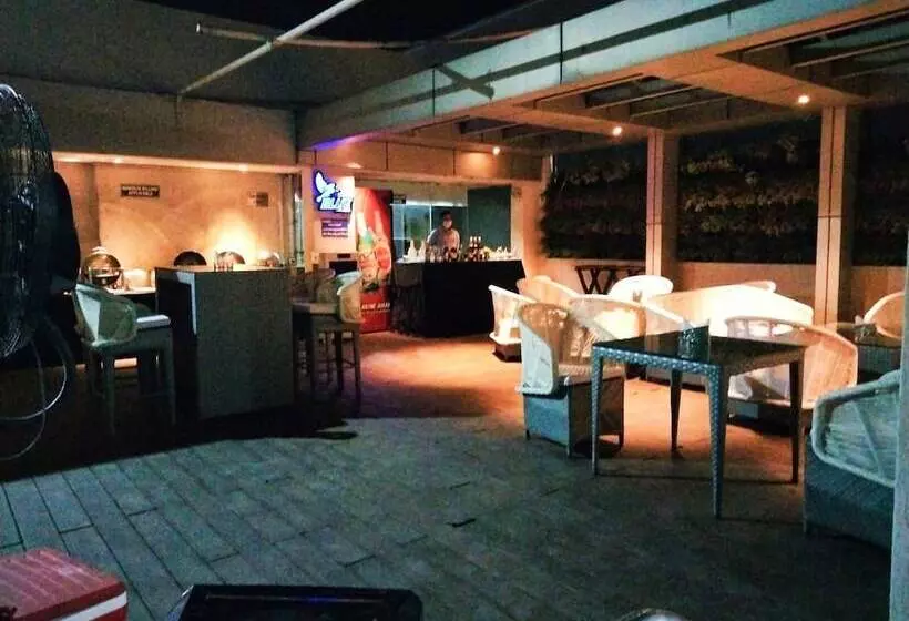 فندق Country Inn & Suites By Radisson Bhiwadi