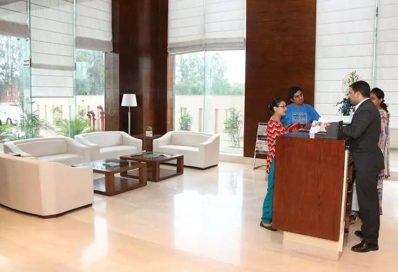 فندق Country Inn & Suites By Radisson Bhiwadi