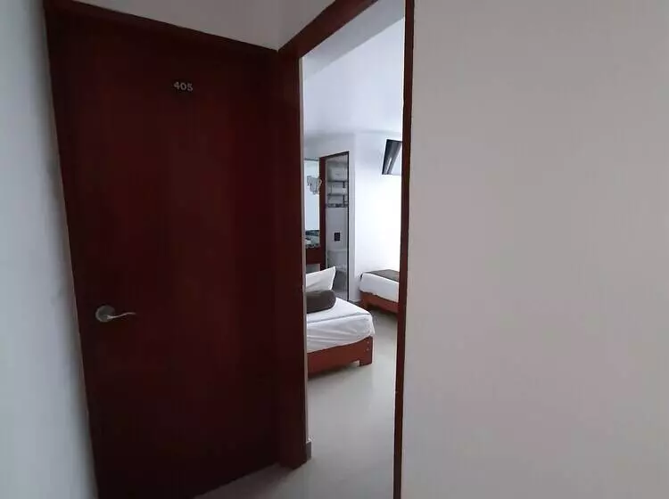 בית מלון כפרי Flower S House