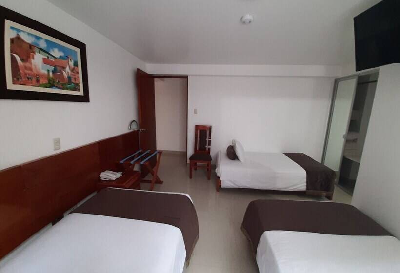 فندق Flower S House