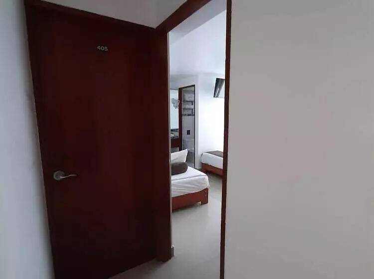 호텔 Flower S House