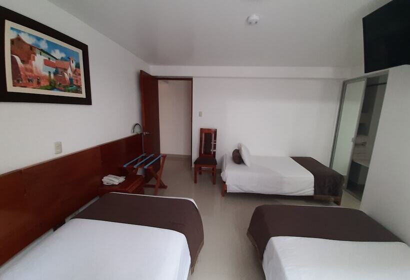 فندق Flower S House