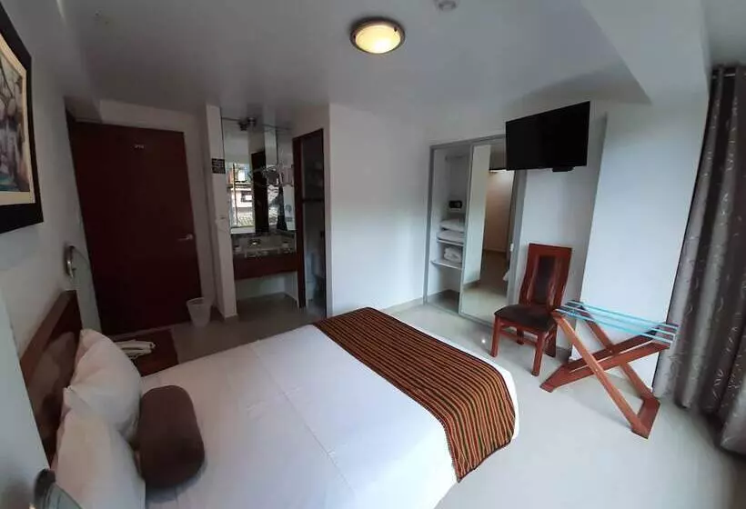 호텔 Flower S House