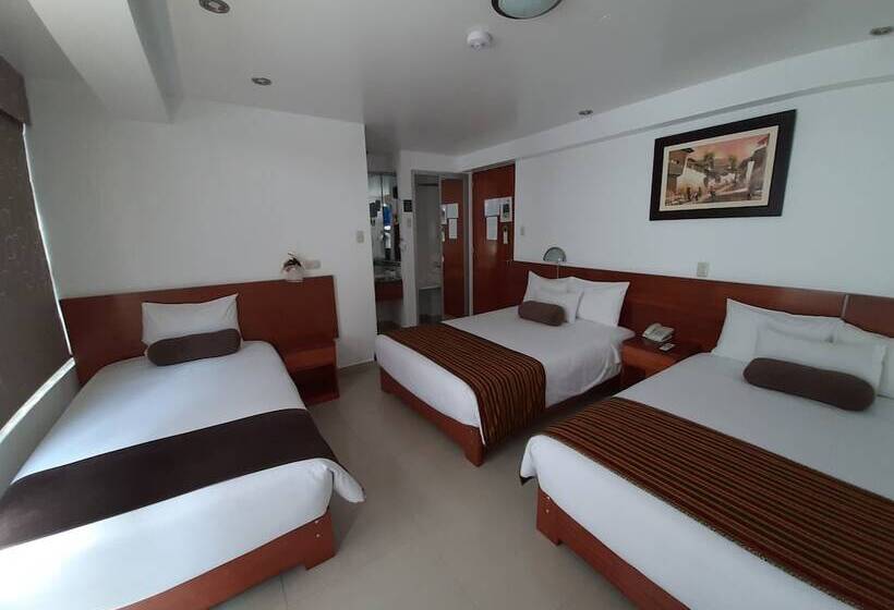 فندق Flower S House