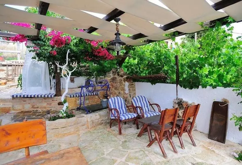 בית מלון כפרי Idili Traditional House