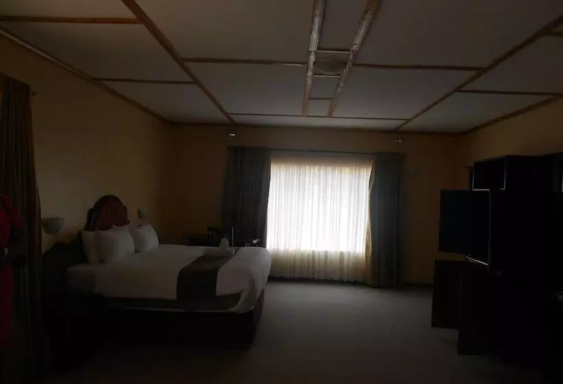 هتل Pebble Rock Lodge
