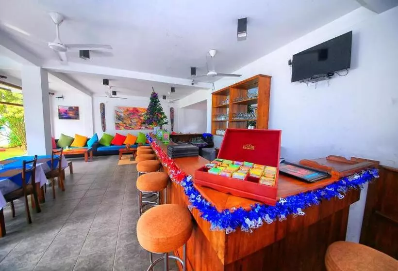 Hotel Rockside Beach Resort