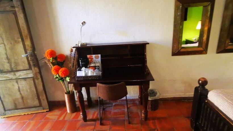 فندق Rosa Morada