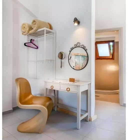 Hotel Tree Of Life Art