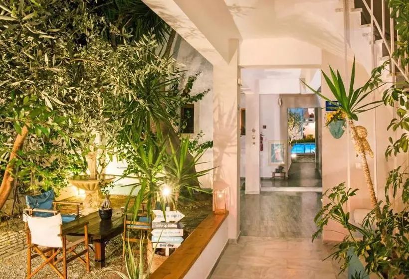 Hotel Tree Of Life Art