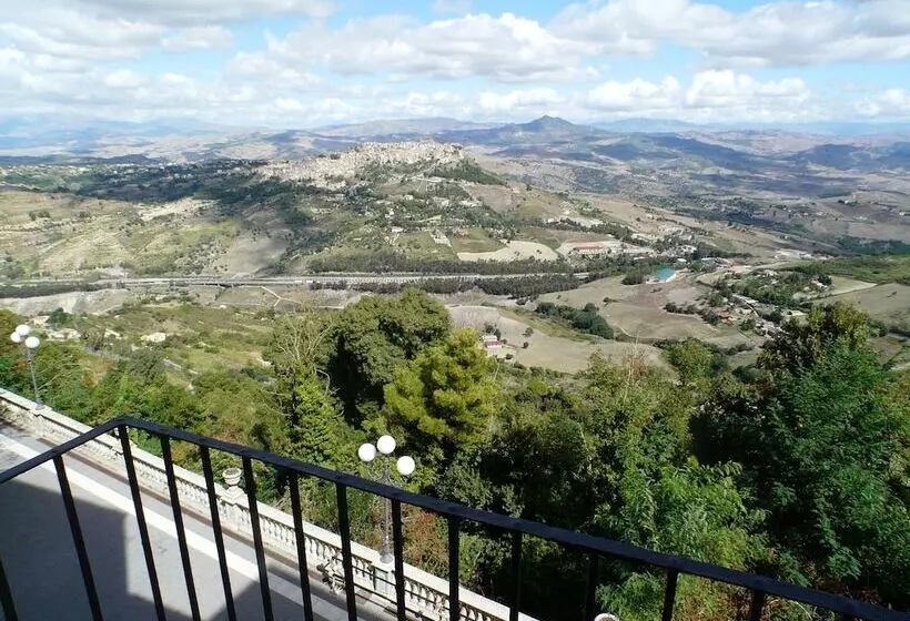 هاستل Sicily Rooms Enna