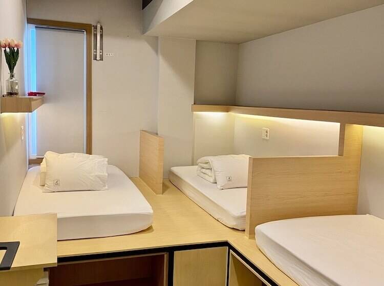 Elephant Hostel Nampo