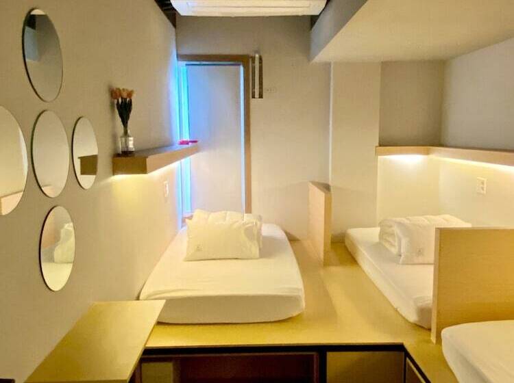 Elephant Hostel Nampo