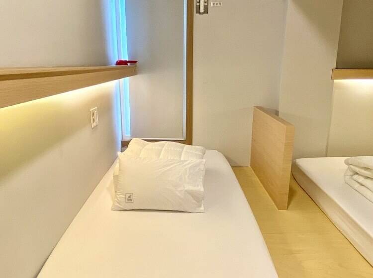 Elephant Hostel Nampo