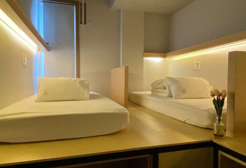 Elephant Hostel Nampo