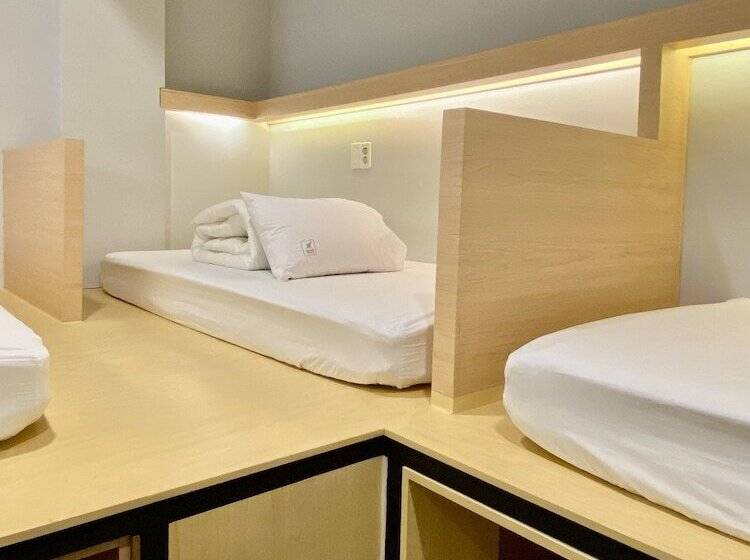 Elephant Hostel Nampo