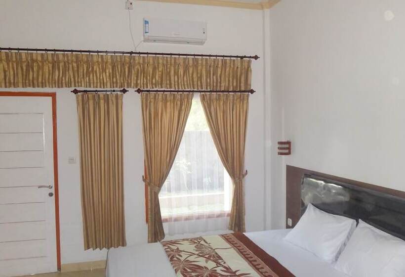 בית מלון כפרי Albany Home Stay