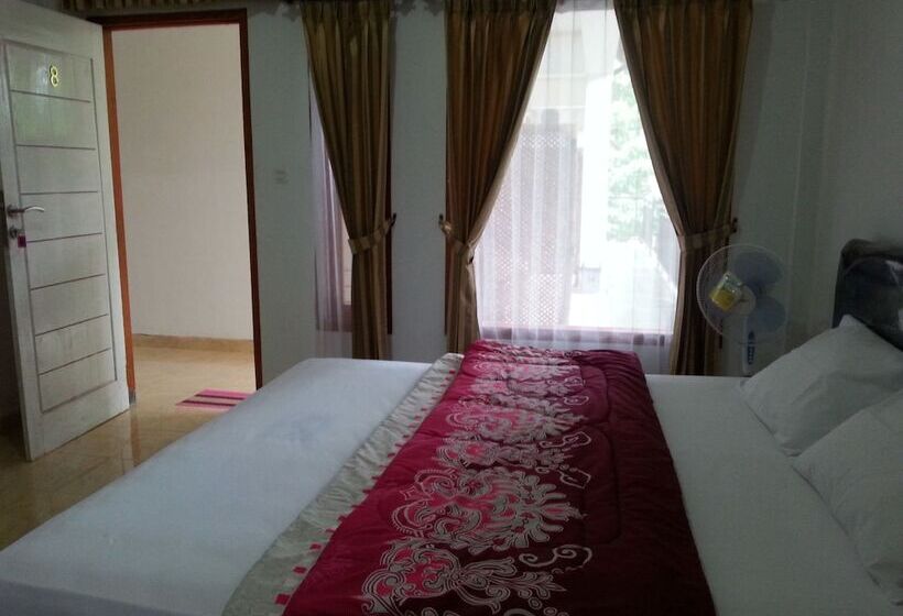 בית מלון כפרי Albany Home Stay