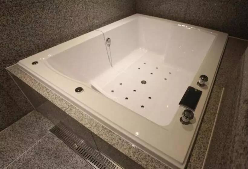 Business Design Hotel Luv