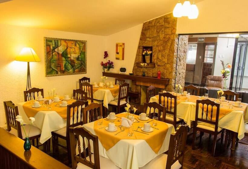 호텔 Country Trujillo