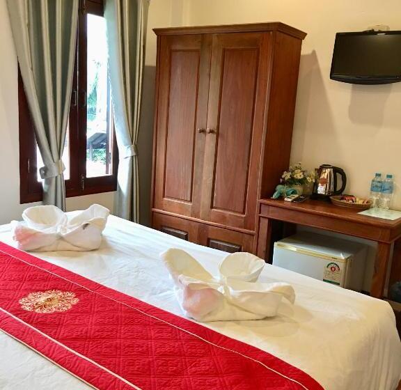 هتل Luang Prabang Pangkham Lodge