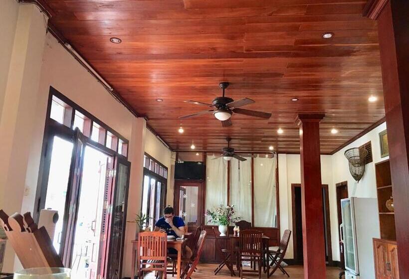 هتل Luang Prabang Pangkham Lodge