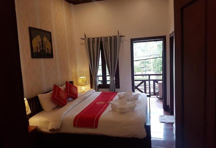 هتل Luang Prabang Pangkham Lodge