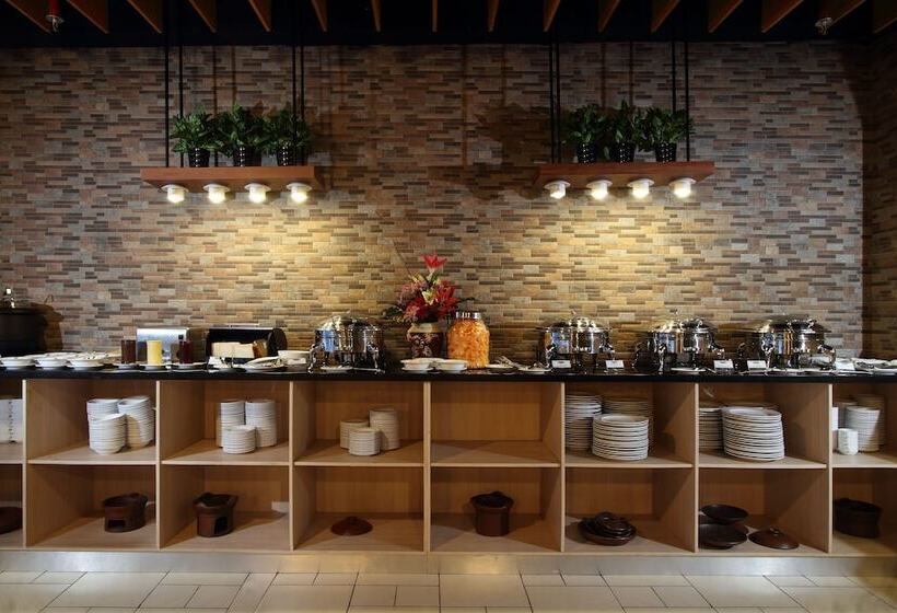 Hotel Maxone S At Pemuda Jakarta