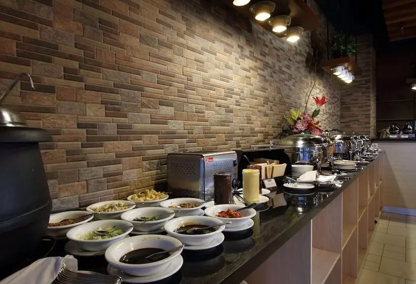 호텔 Maxone S At Pemuda Jakarta