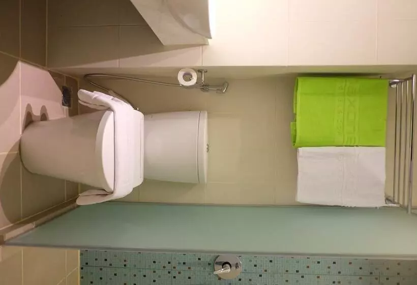 호텔 Maxone S At Pemuda Jakarta