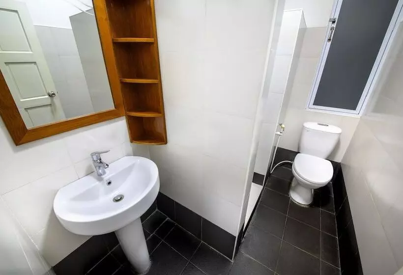 هتل Ostello Bello Nyaung Shwe