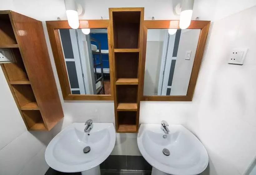 هتل Ostello Bello Nyaung Shwe