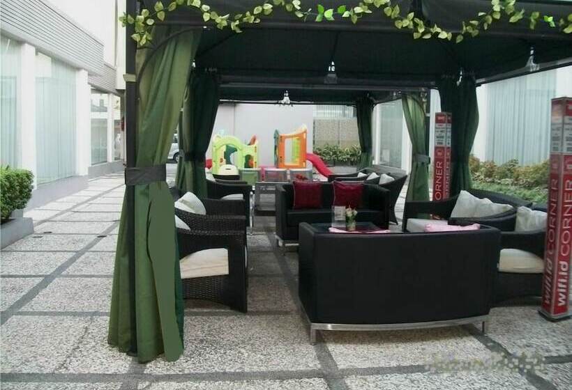 ホテル Pondok Keluarga Osamaliki