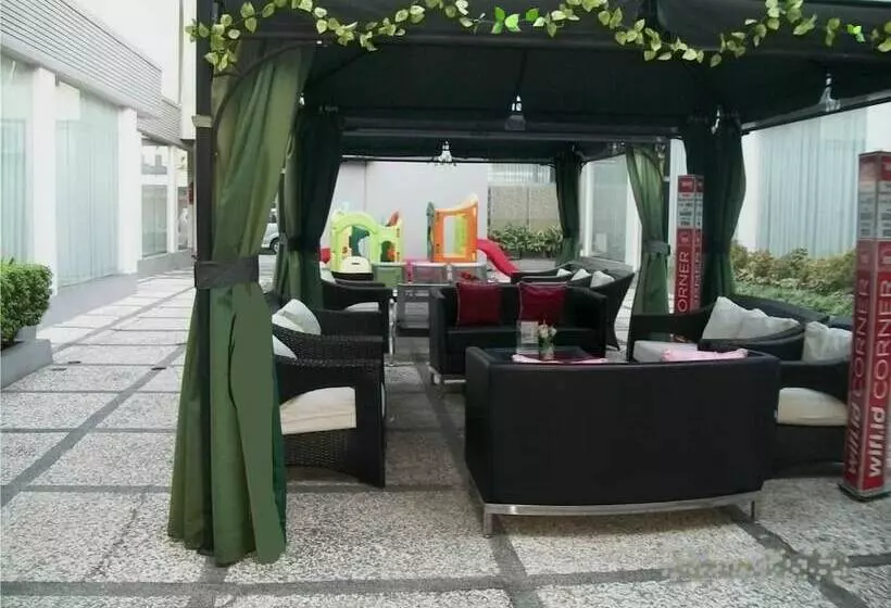 ホテル Pondok Keluarga Osamaliki