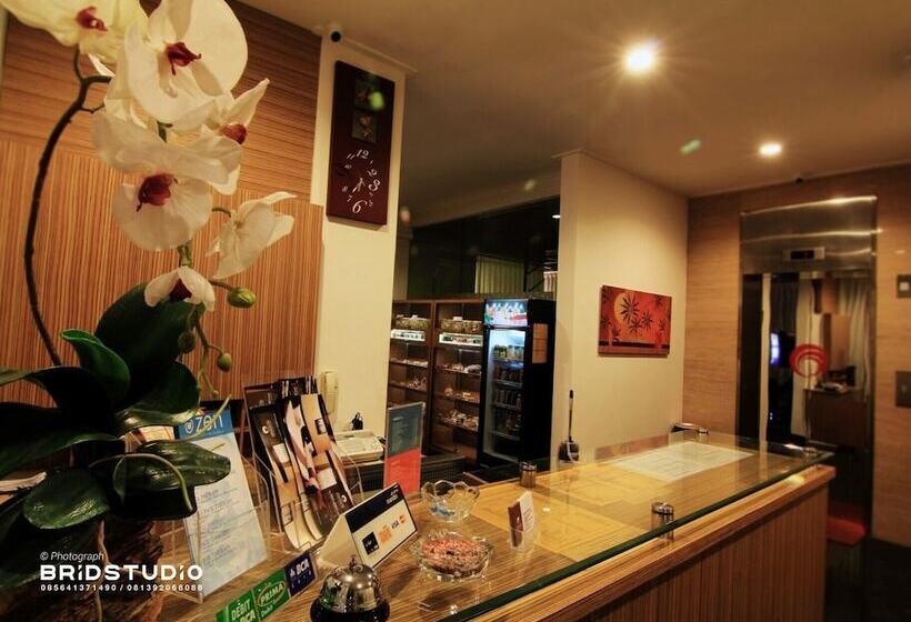 ホテル Pondok Keluarga Osamaliki