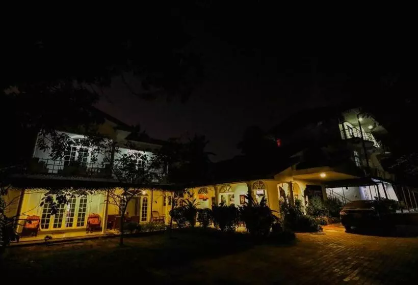 هتل Seyara Holiday Resort