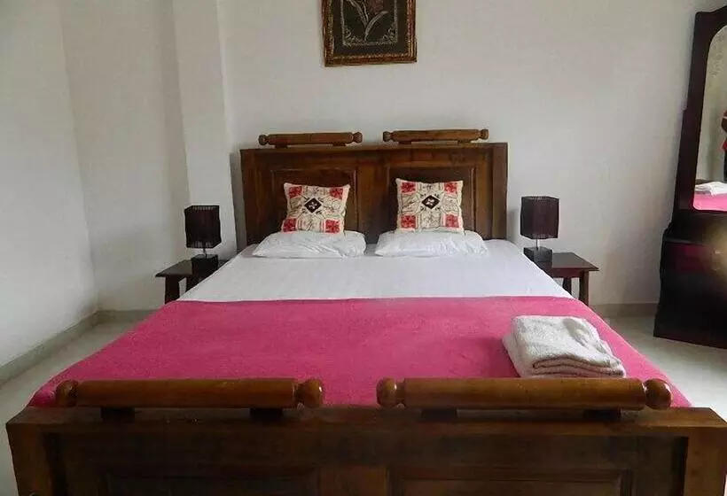 هتل Seyara Holiday Resort