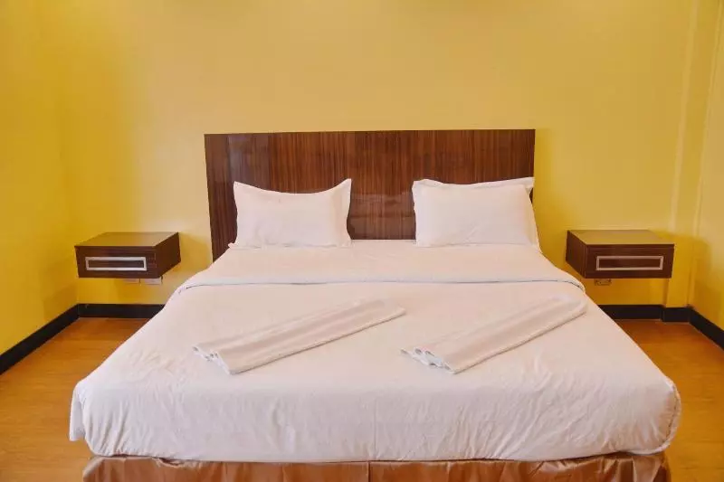 호텔 Taj Place Residency