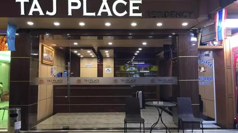 호텔 Taj Place Residency