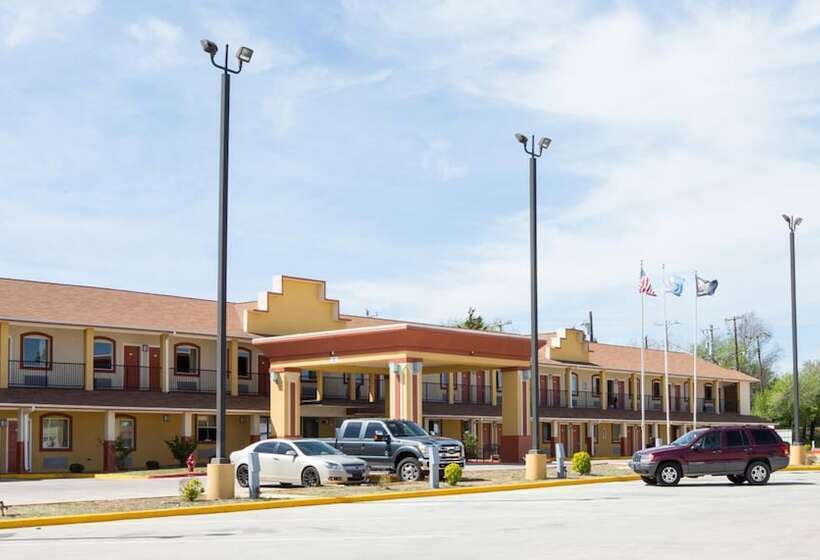 מוטל Sands Inn & Suites