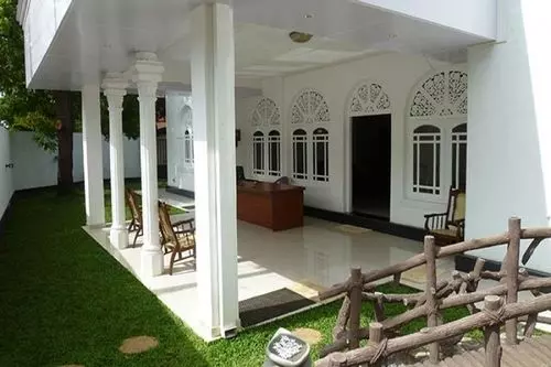 פנסיון Crystel V Resort  Anurdhapura