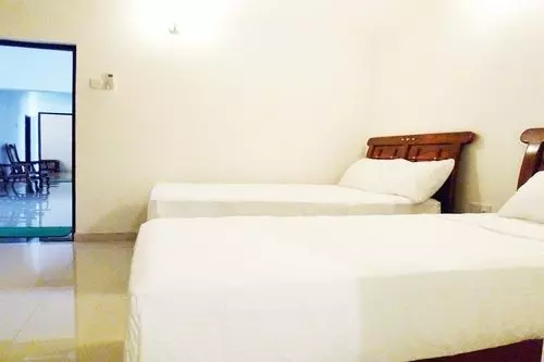 פנסיון Crystel V Resort  Anurdhapura